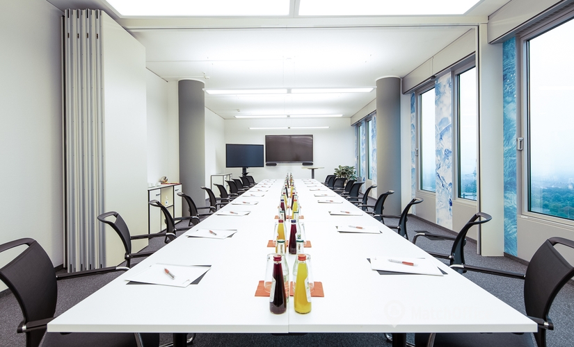 Alfred-Herrhausen-Allee 3-5, Tagungsraum in Eschborn, 1