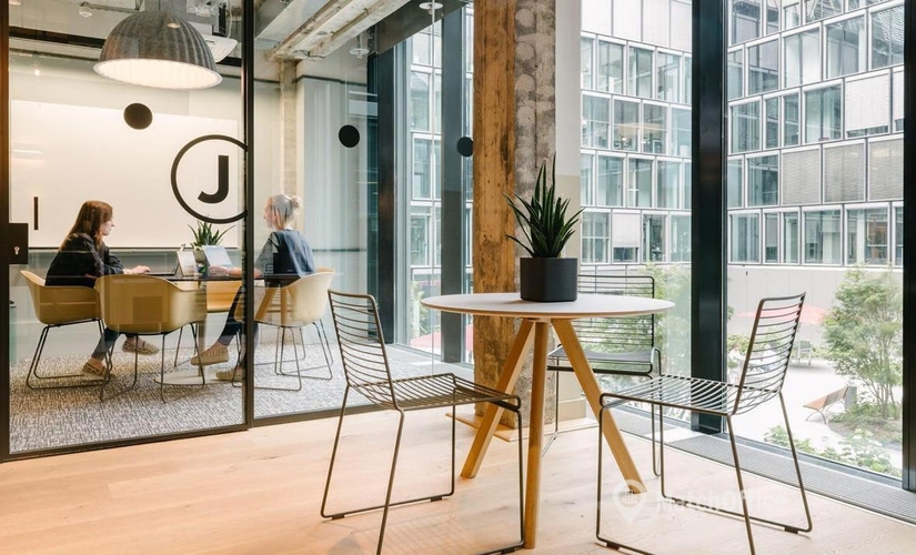 400 m² Shared office in Frankfurt Innenstadt, Neue Rothofstraße 13-19 (60313) - 2 | MatchOffice