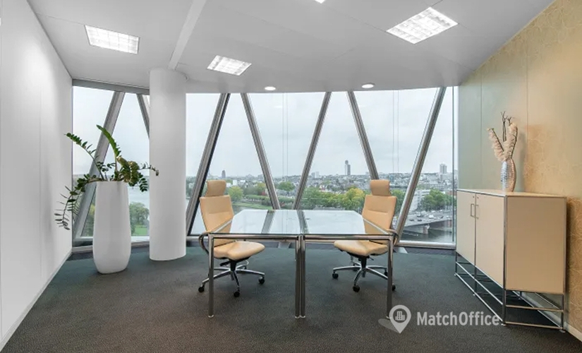 40 m² Shared office in Frankfurt Innenstadt, Westhafenplatz 1 (60327) - 3 | MatchOffice