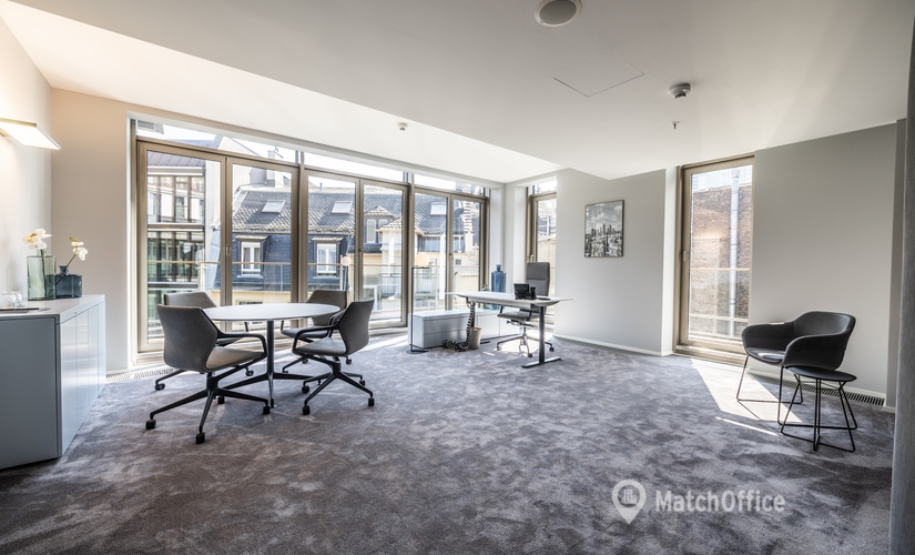 Opernplatz 14,  Besprechungsraum in Frankfurt Innenstadt, 1