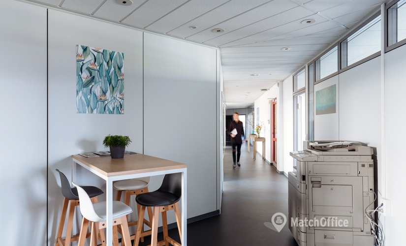 16 m² Shared office  in Cologne Ehrenfeld, Oskar-Jäger-Straße 160 (50825) - 1 | MatchOffice.com
