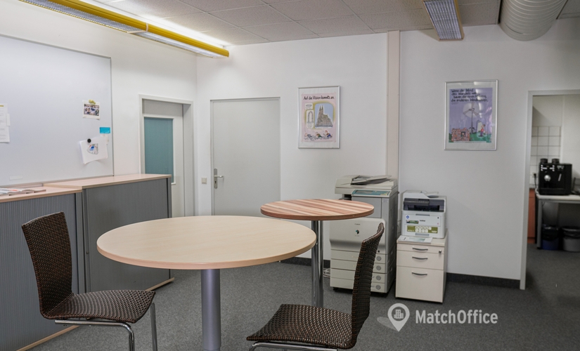 Office Werner-von-Siemens-Straße 6 86159 Augsburg