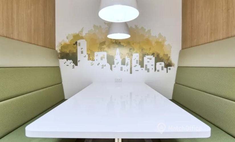 Ludwig-Erhard-Platz 1, Business Center in Leverkusen