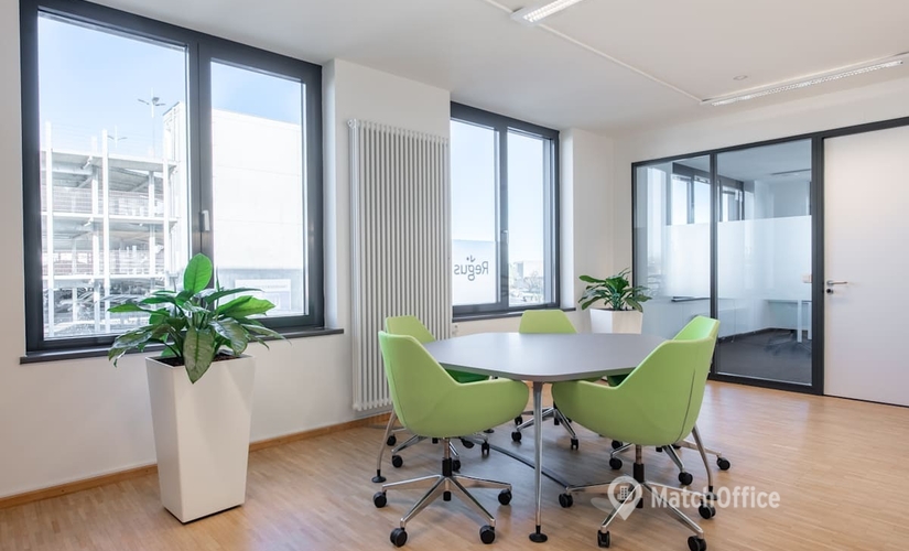 10 m² Shared workspace in Kiel, Maria-Goeppert Straße 3 (23562) - 4 | MatchOffice