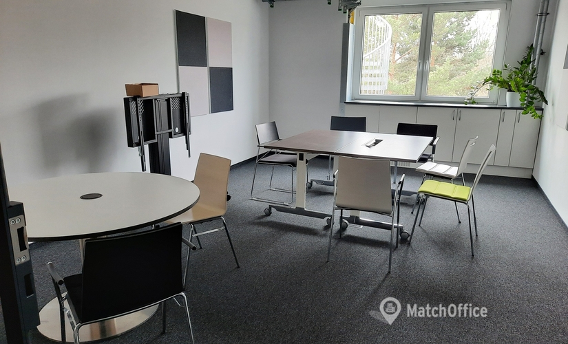 Office Eichwiesenring 4F 70567 Stuttgart