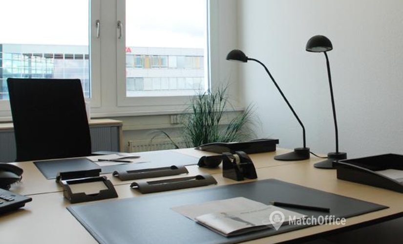 Curiestraße 2, Business Center in Stuttgart, 3