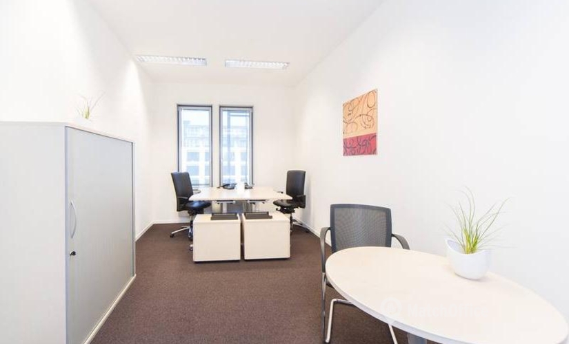 50 m² Business center place available to rent in Berlin Mitte, Unter den Linden 21 (10117) - 1 | MatchOffice.com