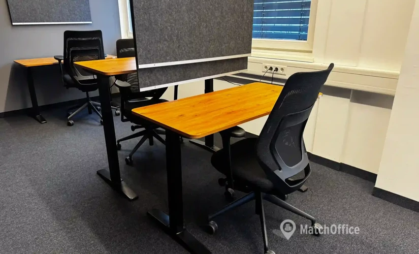 10 m² Shared workspace  in Winhöring, August-Unterholzner-Straße 13 (84543) - 1 | MatchOffice.com
