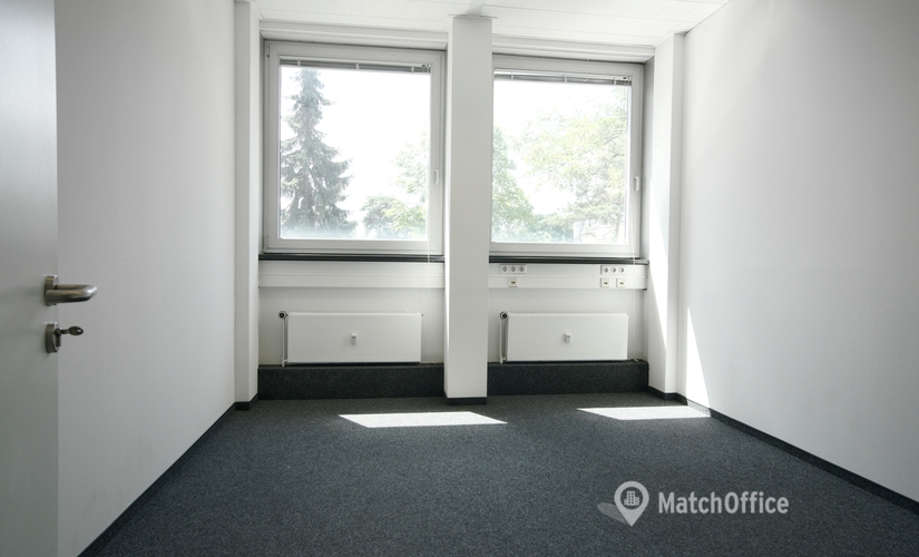 Business center Werner-von-Siemens-Strasse 2 64319 Pfungstadt