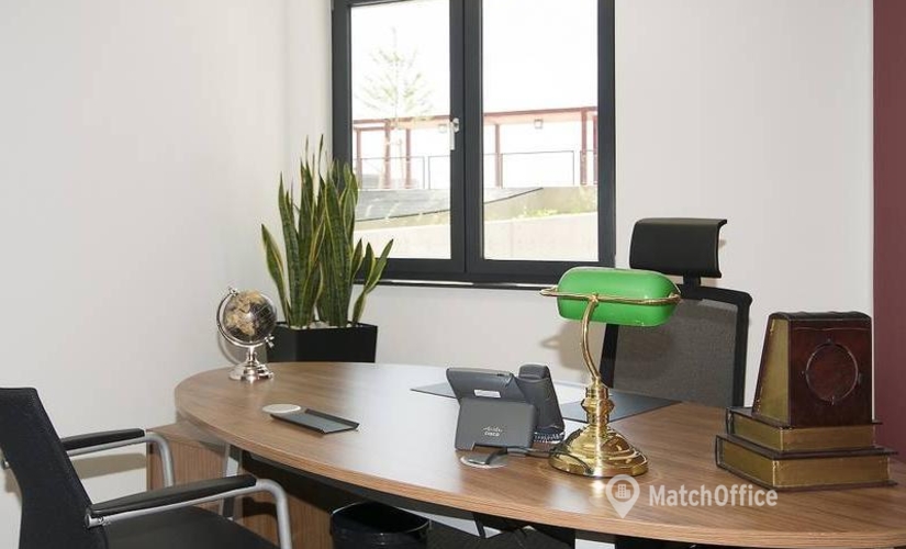 Business center Ludwig-Erhard-Allee 10 76137 Karlsruhe