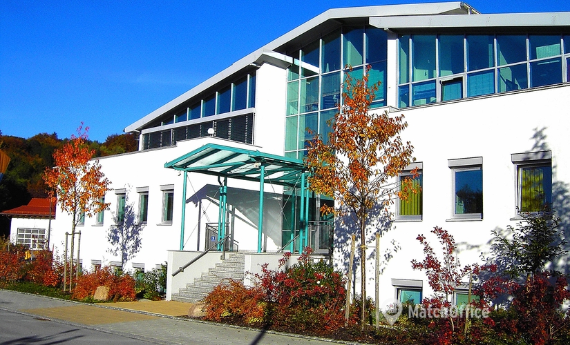 30 m² Serviced office building for rent in Wolfratshausen, Bgm.-Finsterwalder Ring 10 (82515) - 0 | MatchOffice