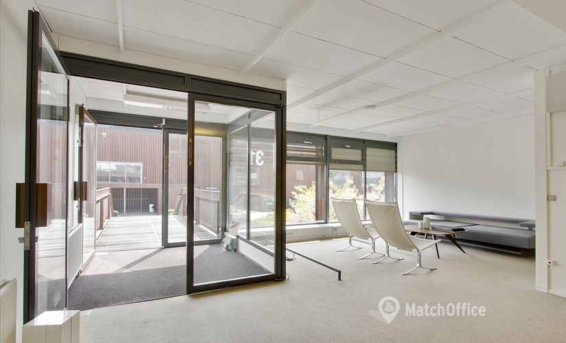 672 m² Serviced office up for rent in Hasselager, Stormosevej 31 (8361) can meet all your requirements  - 1 | MatchOffice.com