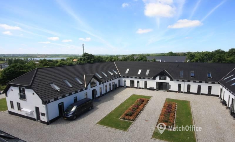 Join comfortable a 50 m² Coworking space  in Lystrup, Skæringvej 88 (8520) - 4 | MatchOffice.com