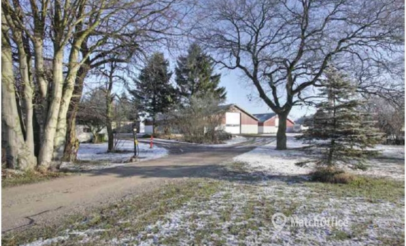 Lager / produktion Undinevej 17 3660 Stenløse