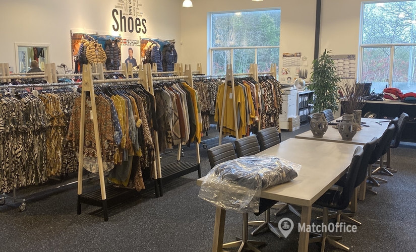 652 m² Furnished Commercial shop up for rent in Herning, Hammerum Hovedgade 130 (7400) - 2 | MatchOffice.com