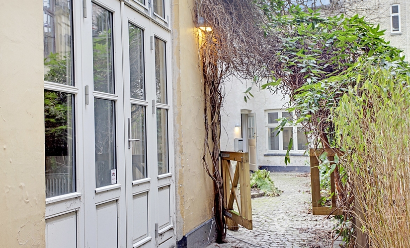 Office Dag Hammarskjölds Allé 40A 2100 Copenhagen Ø