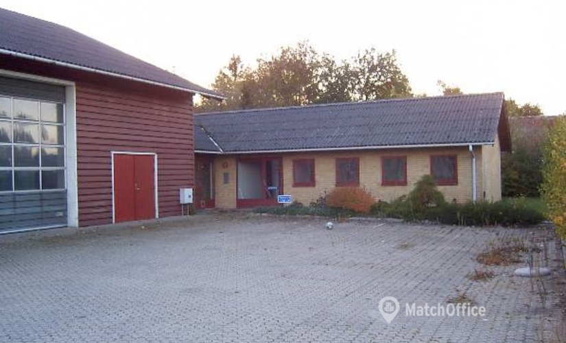 Lager / produktion Glasmagervej 2 4700 Næstved