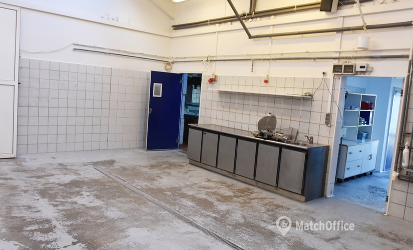 Lager / produktion Grynderupvejen 2 9610 Nørager