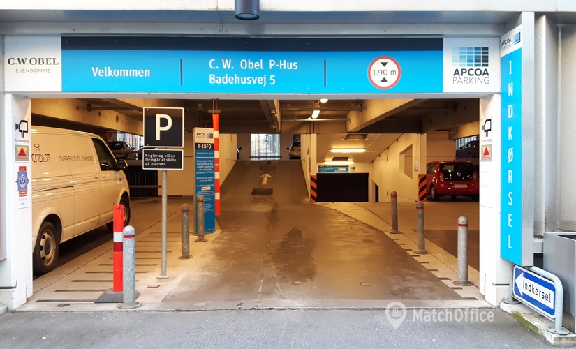 Parkering Badehusvej 5 9000 Aalborg