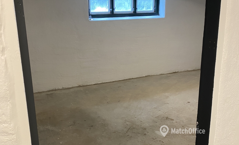 18 m² Warehouse up for rent in Helsingor, Mads Holms Vej 20B (3000) - 1 | MatchOffice