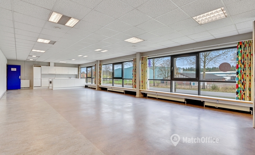 1057 m² Commercial office available to rent in Engesvang, Gl. Kongevej 1B, 7442  - 3 | MatchOffice.com