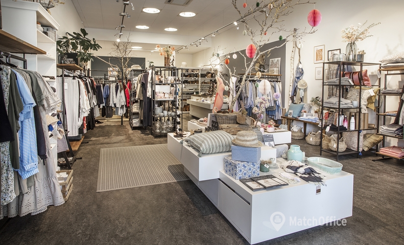 130 m² Commercial shop for rent in Roskilde, Trekroner Centervej 55 (4000) - 1 | MatchOffice.com