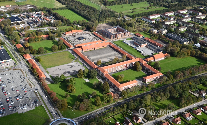 Lager til leje på Randers Kaserne. Eskadronvej 9, 8930 Randers NØ - 425 m² | Foto 0 - Lokalebasen.dk