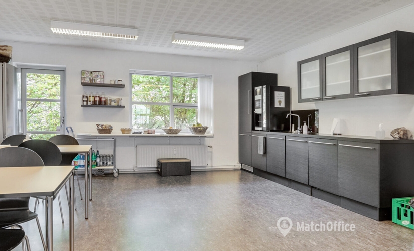 504 m² Office space up for rent in Vejle, Skomagervej 3B, 7100  - 2 | MatchOffice.com