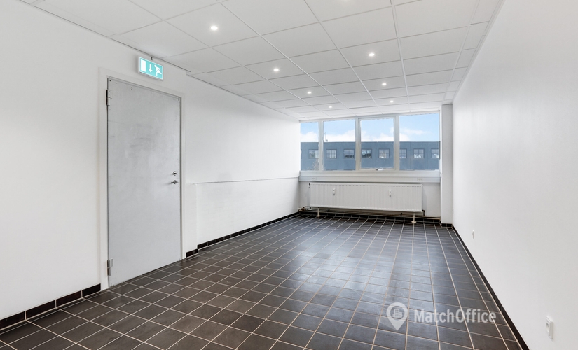 526 m² Office available to rent in Albertslund, Roholmsvej 10S, 2620  - 2 | MatchOffice