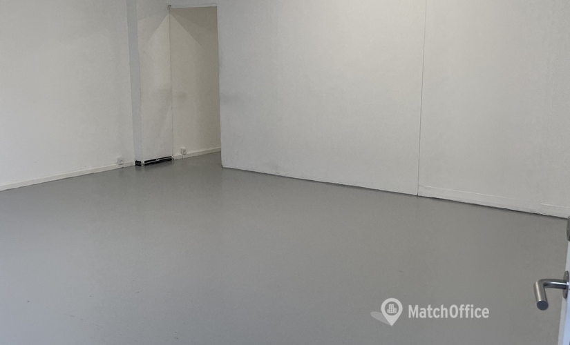 111 m² Commercial shop for rent in Glostrup, Brøndbyvestervej 18 (2600) - 1 | MatchOffice.com