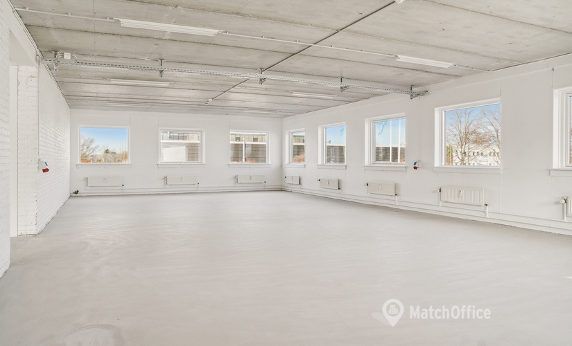 350 m² Office warehouse for rent in Brondby, Midtager 33 (2605) - 34 | MatchOffice.com