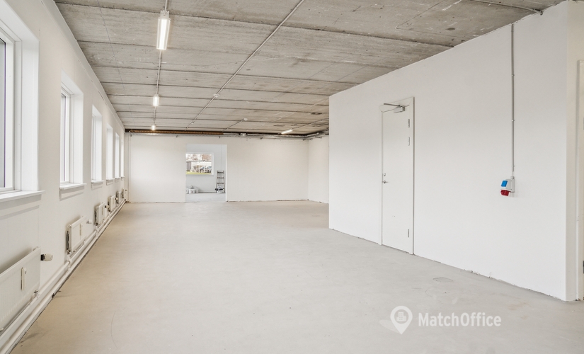 350 m² Workshop space up for rent in Brondby, Midtager 33 (2605) - 36 | MatchOffice.com