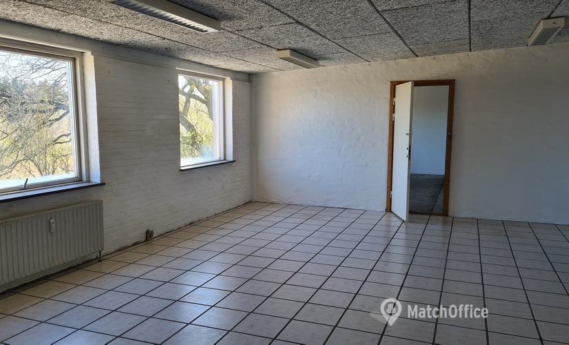 Office Nybovej 19 7500 Holstebro