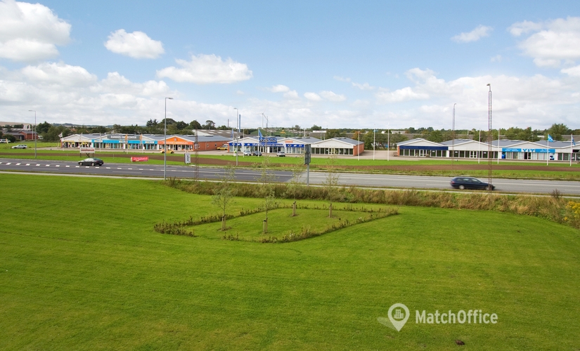 Butik til leje på Messingvej 20A, 8940 Randers SV - 425 m² | Foto 0 - Lokalebasen.dk
