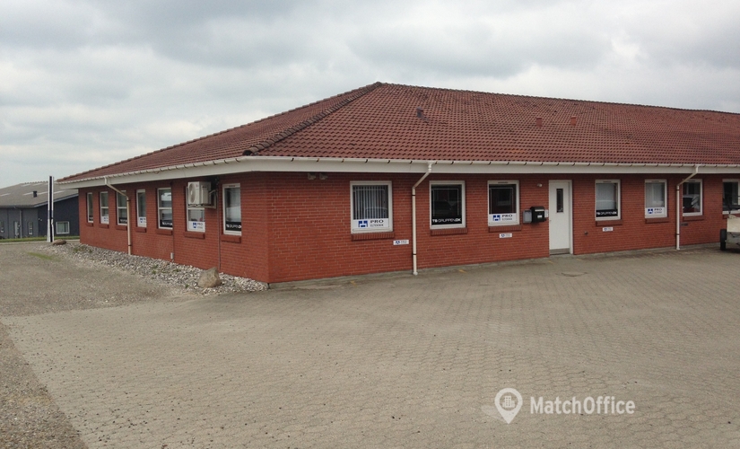 270 m² Warehouse for rent in Herning, Taksvej 28E (7400) - 0 | MatchOffice.com