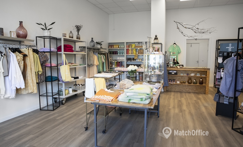 88 m² Shop for rent in Roskilde, Akacielunden 11B (4000) - 1 | MatchOffice.com