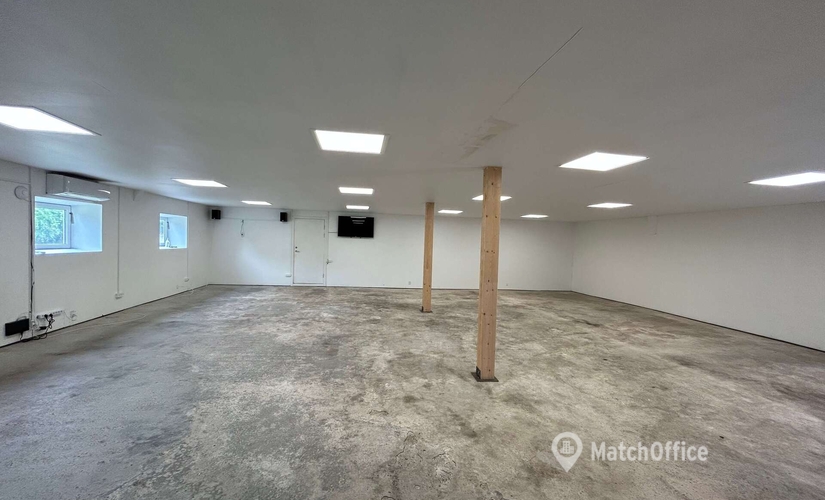 182 m² Commercial warehouse up for rent in Kjellerup, Stendalvej 8 (8620) - 2 | MatchOffice.com