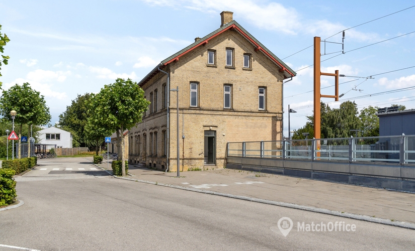 Butik til leje på Stationspladsen 3, 4840 Nørre Alslev - 461 m² | Foto 1 - Lokalebasen.dk