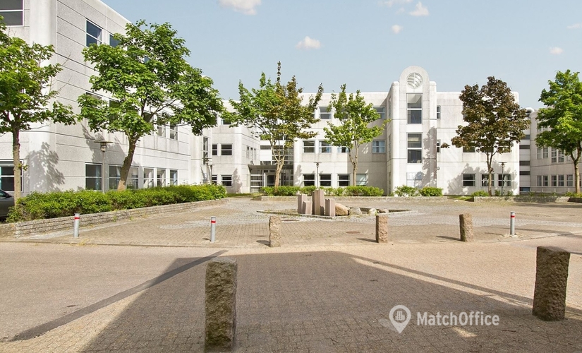 10017 m² Office up for rent in Hojbjerg, Øster Parkvej 13 (8270) can benefit your business - 2 | MatchOffice