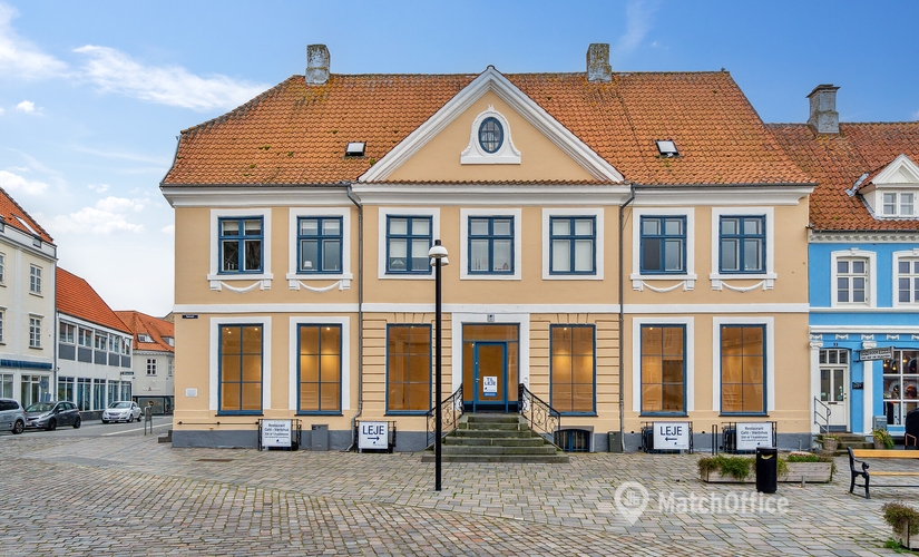 288 m² Store for rent in Nyborg, Torvet 3 (5800) - 1 | MatchOffice.com