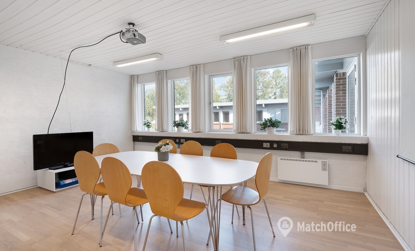 Office Klintevej 3 8653 Them