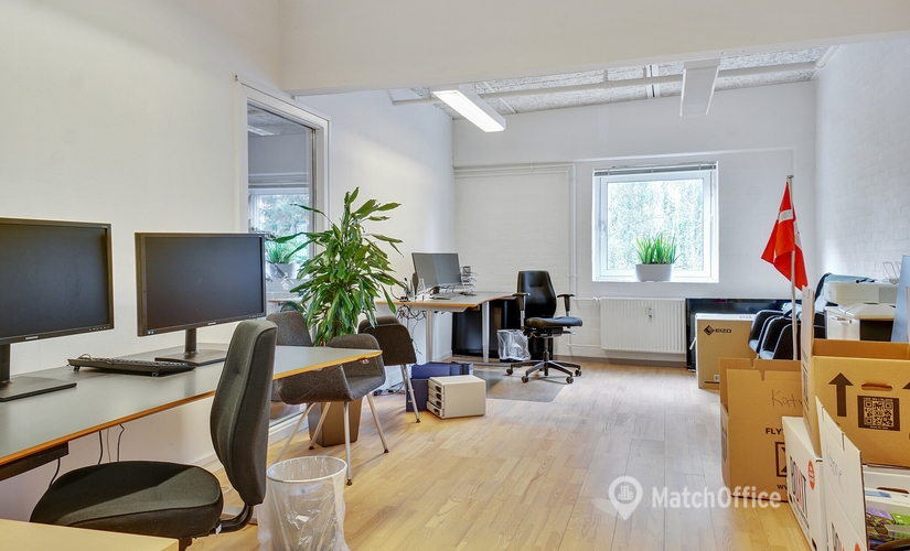 Office Blangstedgårdsvej 1 5220 Odense SO