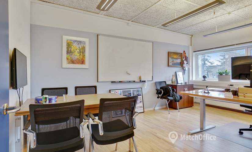 Office Blangstedgårdsvej 1 5220 Odense SO