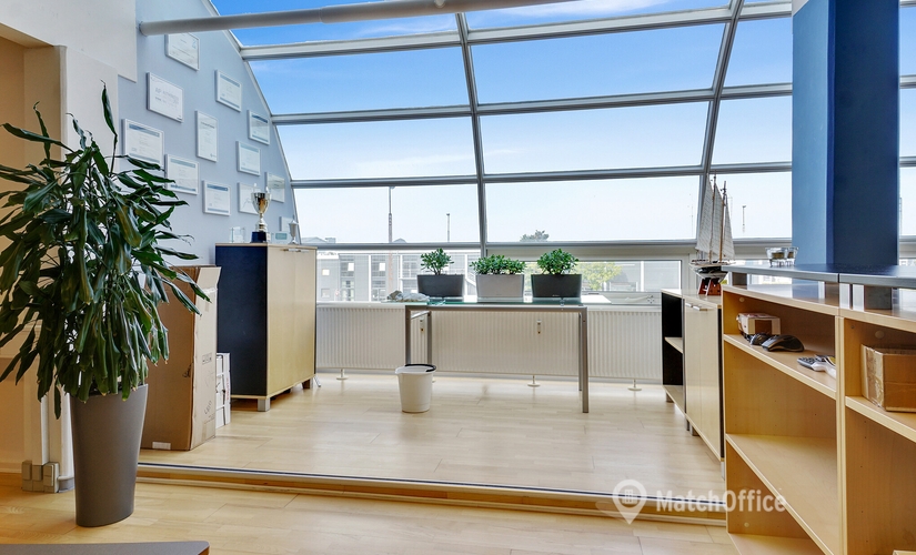 Office Blangstedgårdsvej 1 5220 Odense SO