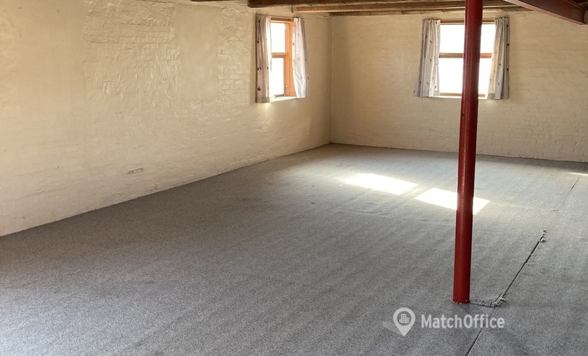 85 m² Warehouse storage up for rent in Vester Skerninge, Filippavej 54A (5762) - 3 | MatchOffice