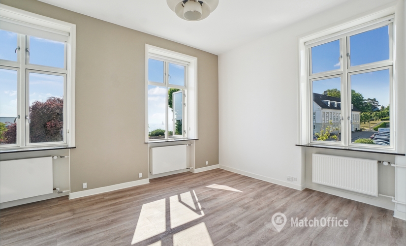 Kontor til leje på Skodsborg Strandvej 127, 2942 Skodsborg - 912 m² | Foto 1 - Lokalebasen