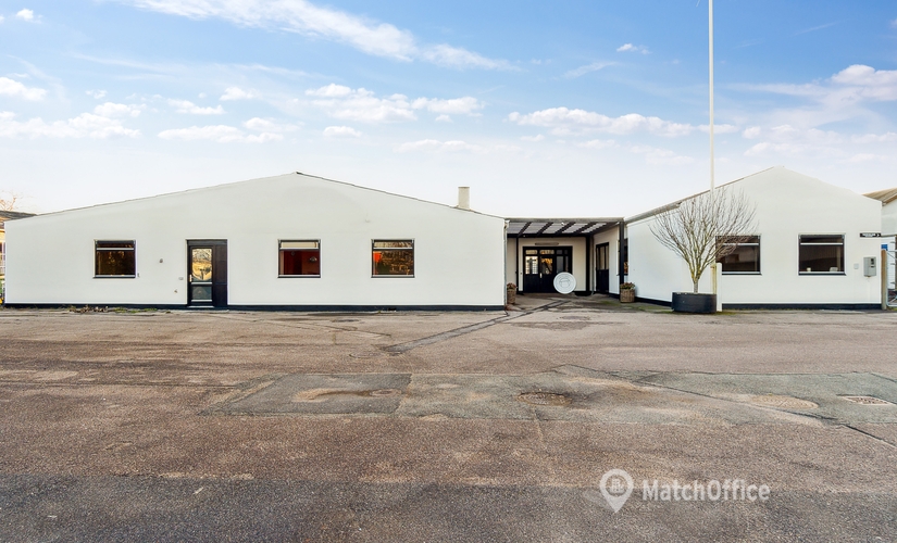 450 m² Office warehouse rental in Rodovre, Islevdalvej 190 (2610) - 1 | MatchOffice