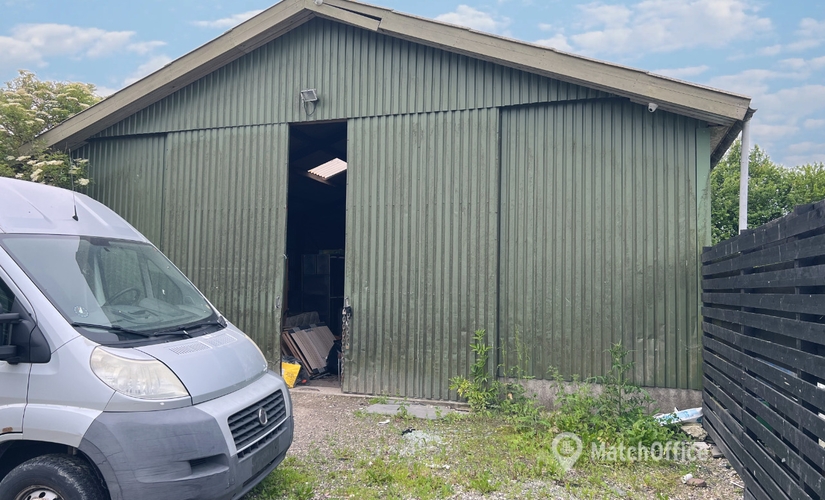 200 m² Warehouse storage rental in Karlslunde, Sortemosen 12 (2690) - 0 | MatchOffice.com