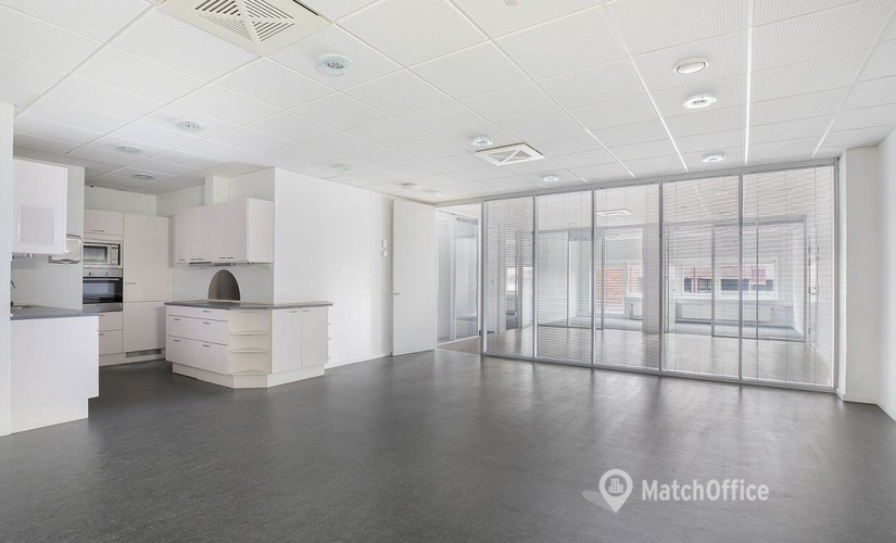 Kontor til leje på Bymidten 88, 3500 Værløse - 955 m² | Foto 2 - Lokalebasen