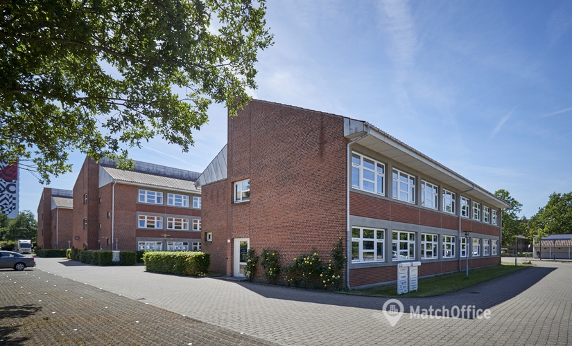 Office H.J. Holstvej 3-5, 2. sal th. 2605 Brondby